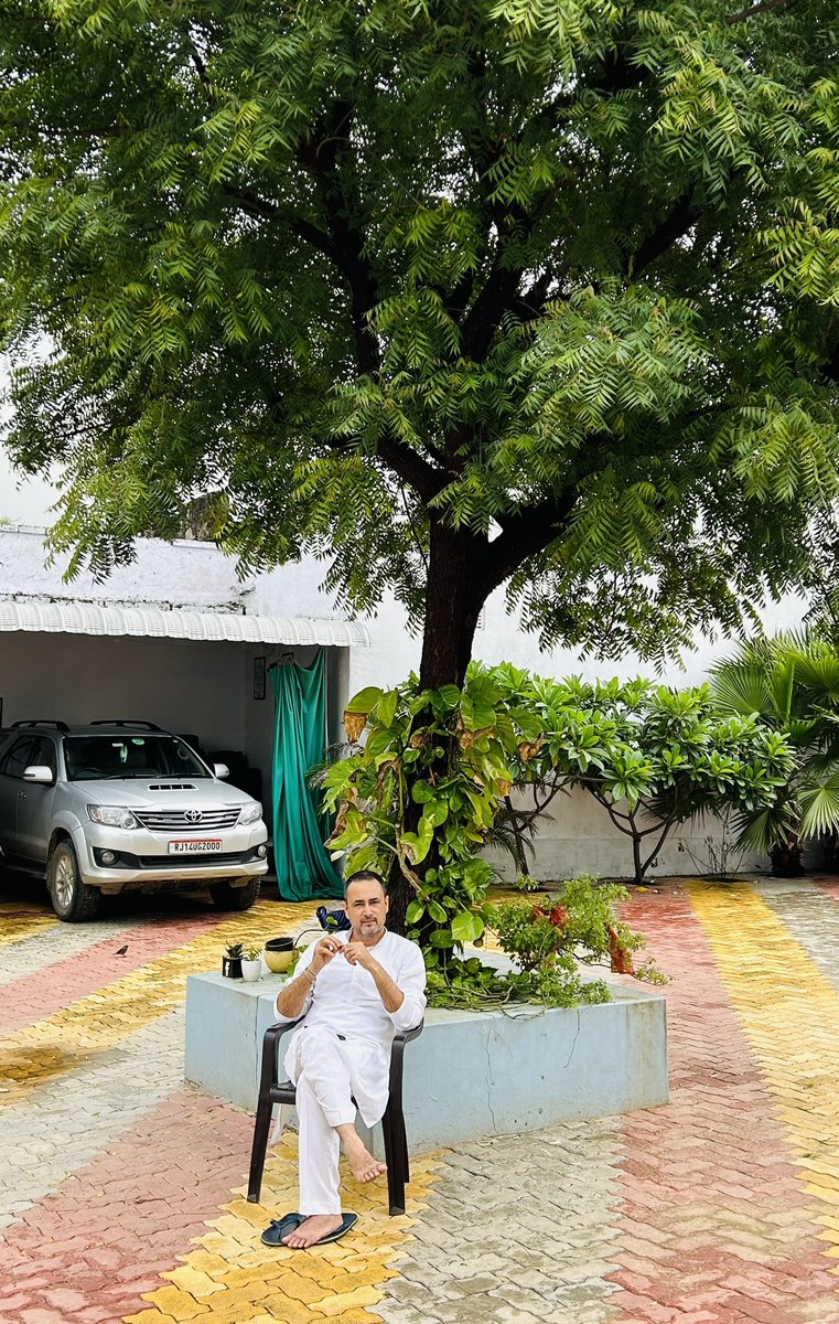 sitaramlamba's tweet photo. घर 🏠 आँगन 😊 https://t.co/eAlhHADKn4
