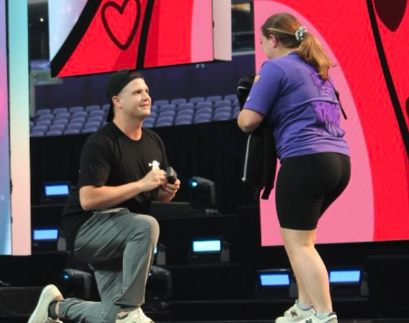 <a href="/paul_heyne/">Paul.JWH 🌱🍃</a> <a href="/taymenz7/">TayMenz</a> Sending you both all of our love! Need a how it started vs. how it's going soon 💍👶🥰