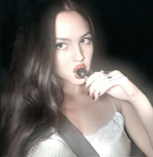 WandedGuard's tweet image. I have to say that the blood pops seem pretty gross, but @OnlySanguine really likes them, so I always get her as many of them as I can.