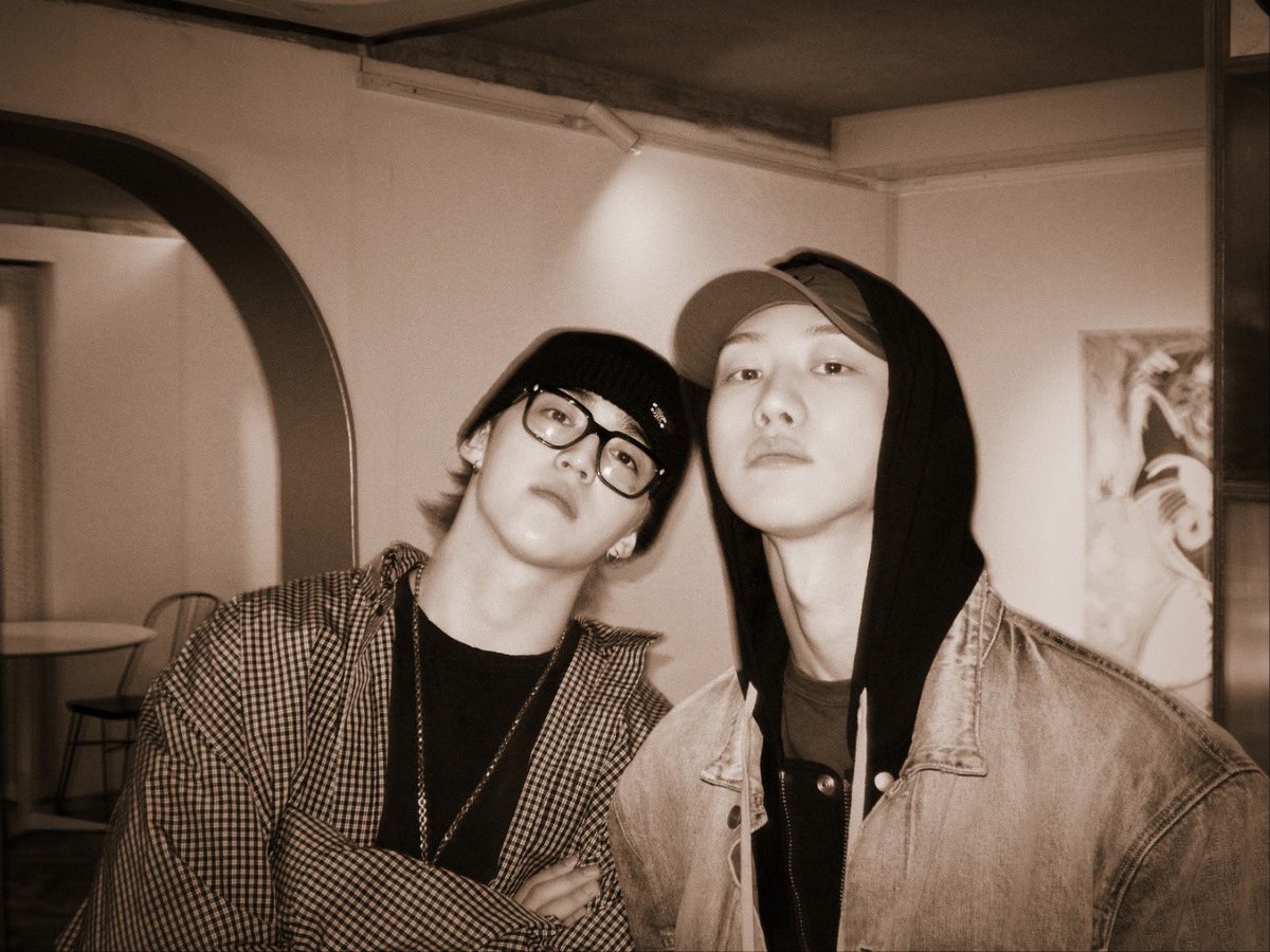 minghaocheol_'s tweet image. we got another cheolhao pic from this day 🤍 

happy 8.8 happy scoups day 🤍