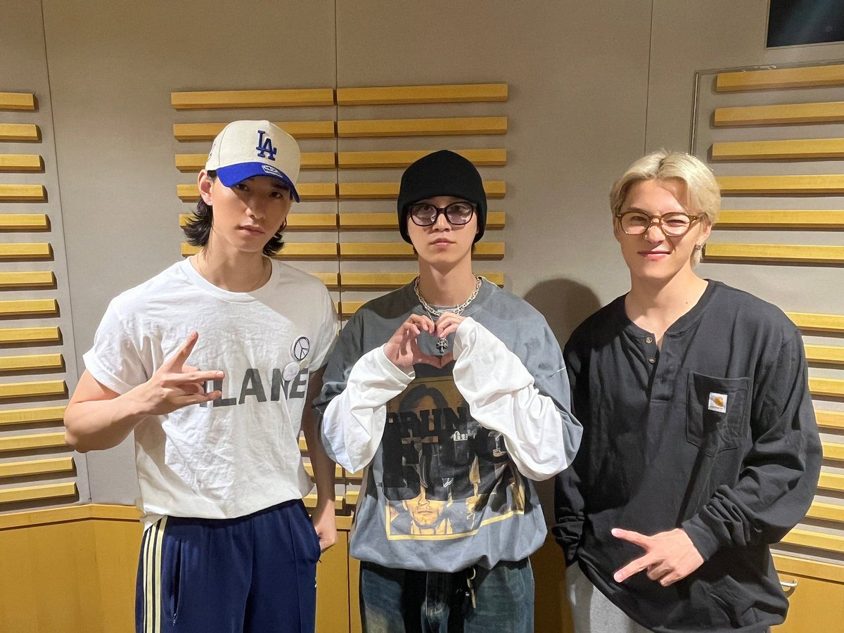 official_jo1's tweet photo. ニッポン放送
《 #JO1 のオールナイトニッポンX 》
#川西拓実 #佐藤景瑚 #白岩瑠姫 が
出演させていただきました！

ありがとうございました！

#JO1ANNX https://t.co/XvqEkG2geJ