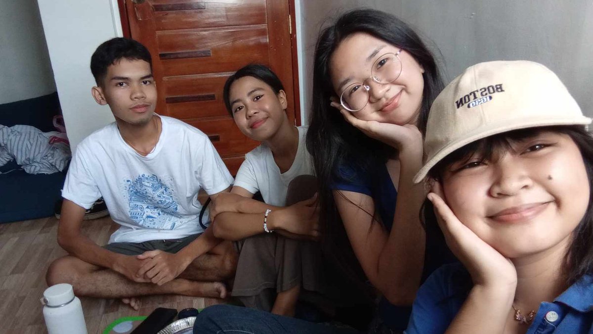 decemfuuur's tweet photo. 🍦: psychology x biology x chemistry

hoping that next time our vacant will all cross and I'll finally meet our chem girly

ෆ #lifetwt #archivetwt  ෆ https://t.co/V2470B3EUm