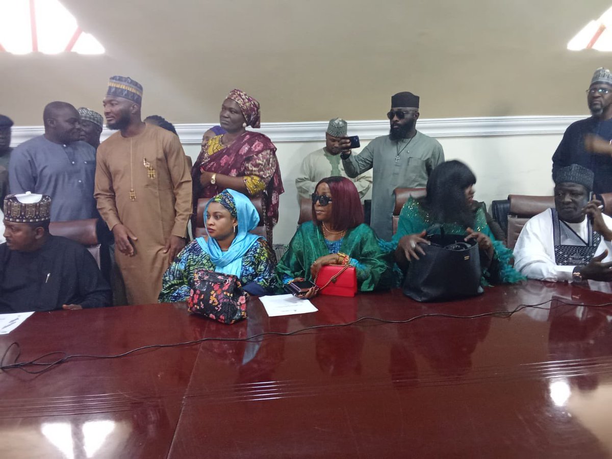 drhadiza_'s tweet photo. Present at the @ncwd_abuja for the Resource Center for Women in Politics in Nigeria, supported by the Government of Canada and @UN_Women. There, I spoke with other women about how the program has supported women’s development during my time in office and after my tenure. https://t.co/SHvyuoFAbW
