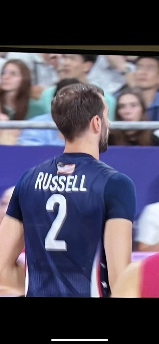 Charlie113335's tweet photo. What in the multiwersum is going on  #volleyball #Paris2024Olympic https://t.co/wuGmLBRNf2