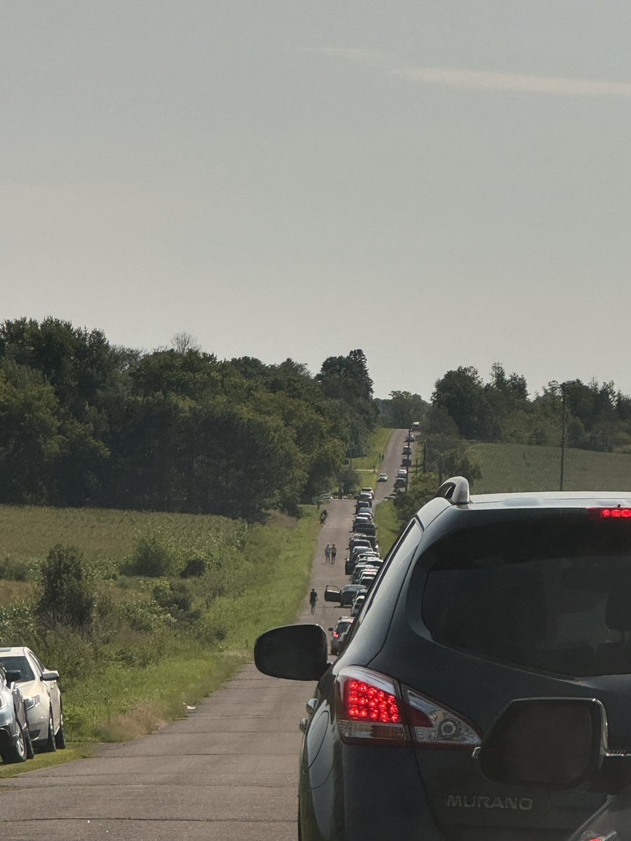 Three hours until Harris and Walz are set to appear in Eau Claire and this is the line of cars to get to the rally… 

1.5 miles away.