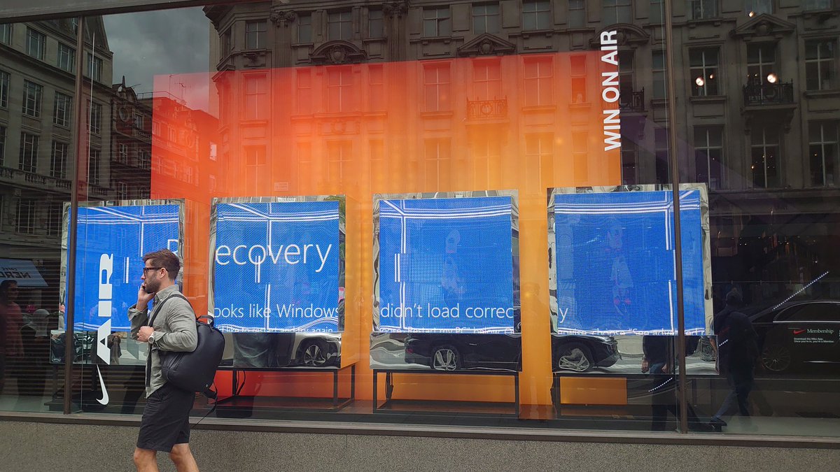 hfjm's tweet photo. Nike store on Regent Street, went a few doors down to the Microsoft Store to show them, so we'll see how long this lasts #Microsoft365 #Microsoft https://t.co/O2wPLPCXIM