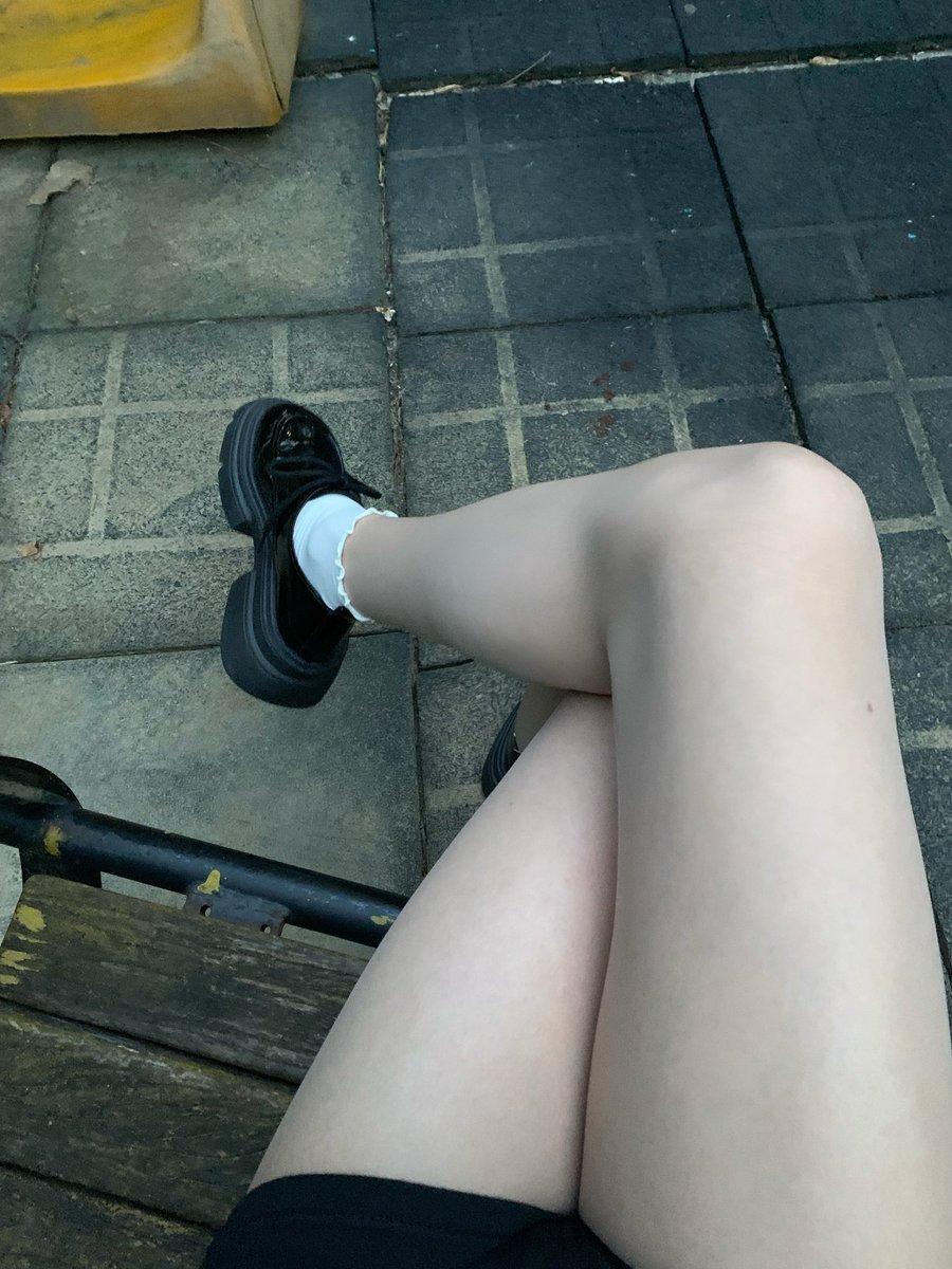 XxiaoZzhiAa's tweet photo. 还热乎的 冒着热气的小白袜  #伪娘cd #伪娘の日常 #女装男子 https://t.co/9EMlqV1MPN
