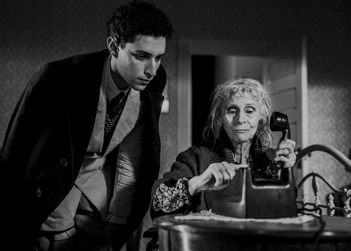 la_Biennale's tweet photo. Waiting for the #BiennaleCinema2024 | #OutOfCompetition
The closing film of #Venezia81 is #TheAmericanBackyard by #PupiAvati, where the gothic supernatural tinges the performances of #FilippoScotti, #RitaTushingham, #ChiaraCaselli, #RobertoDeFrancesco →​ https://t.co/mMMJ2Ea8dt https://t.co/vsyj4vlG8R