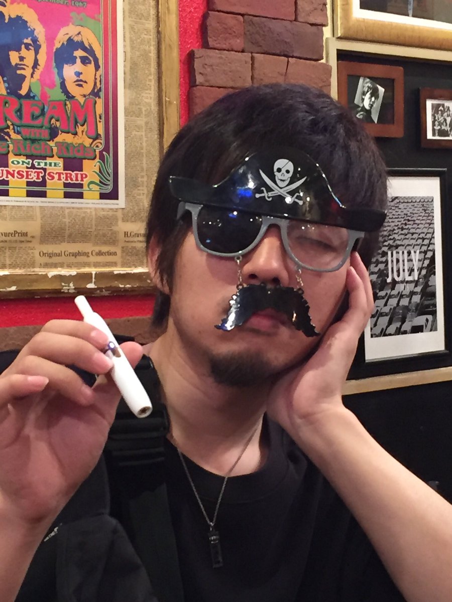 the_gaja__'s tweet photo. そして今日はべいべの生誕祭だしん！
南西の方角に祈りを捧げると良いことあるみたいですよ！ https://t.co/Z0Ts3TkzCZ