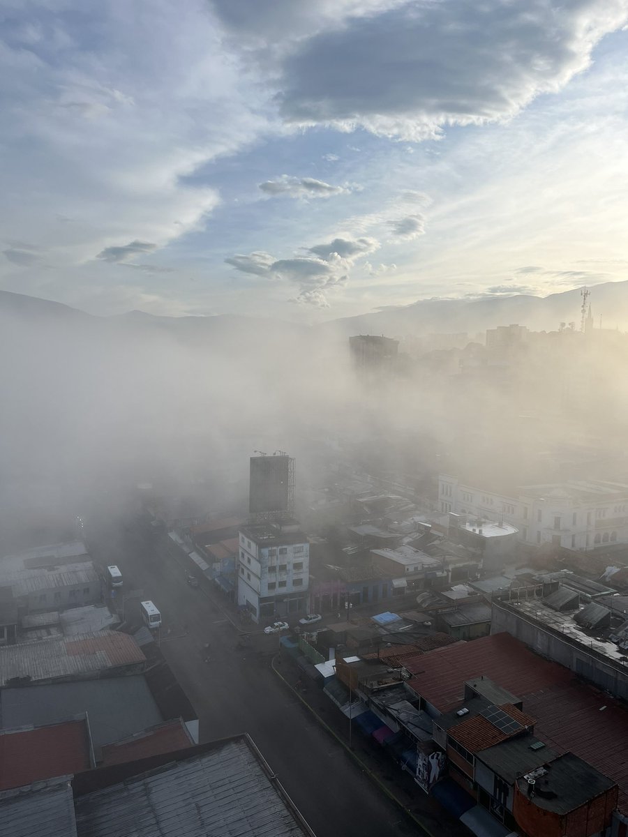 La postal que nos regala hoy San Cristóbal 😍📍