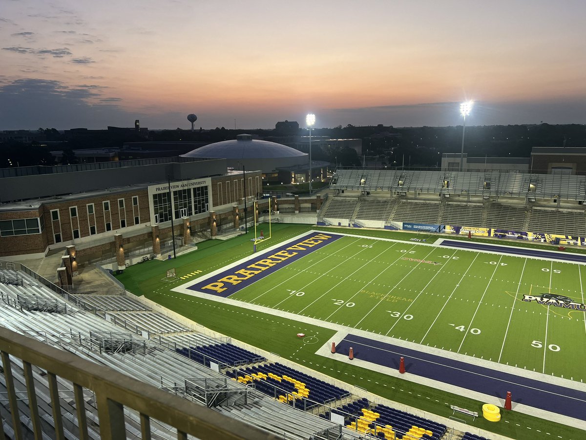NateGriffFOX26's tweet image. #MorningSports @FOX26Houston Today! Covering @mcdowell_bubba &amp;amp; @PVAMU @PVAMU_Football @PVAMUPanthers Training Camp, ‘live’, all morning.