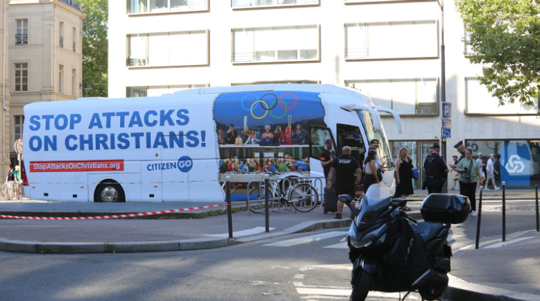ADerbyshireAnna's tweet photo. My colleagues and friends were unjustly arrested in Paris, stripped, searched, and jailed overnight for defending Christianity. https://t.co/nz7Jz0vWn1