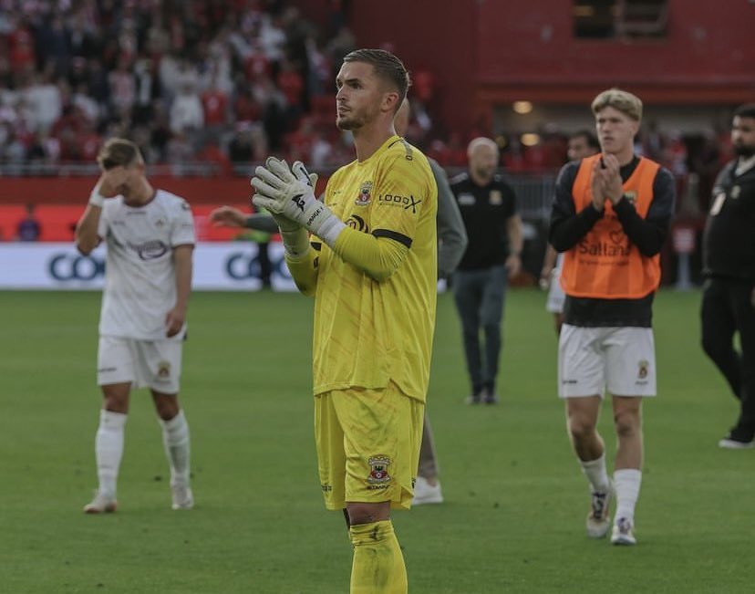🔵⚪️ Jeffrey de Lange signs for Olympique Marseille as new goalkeeper from Go Ahead Eagles.

Deal in place, as L’Équipé reports.

↪️🇦🇷 No changes for Gero Rulli deal as de Lange will be backup GK.