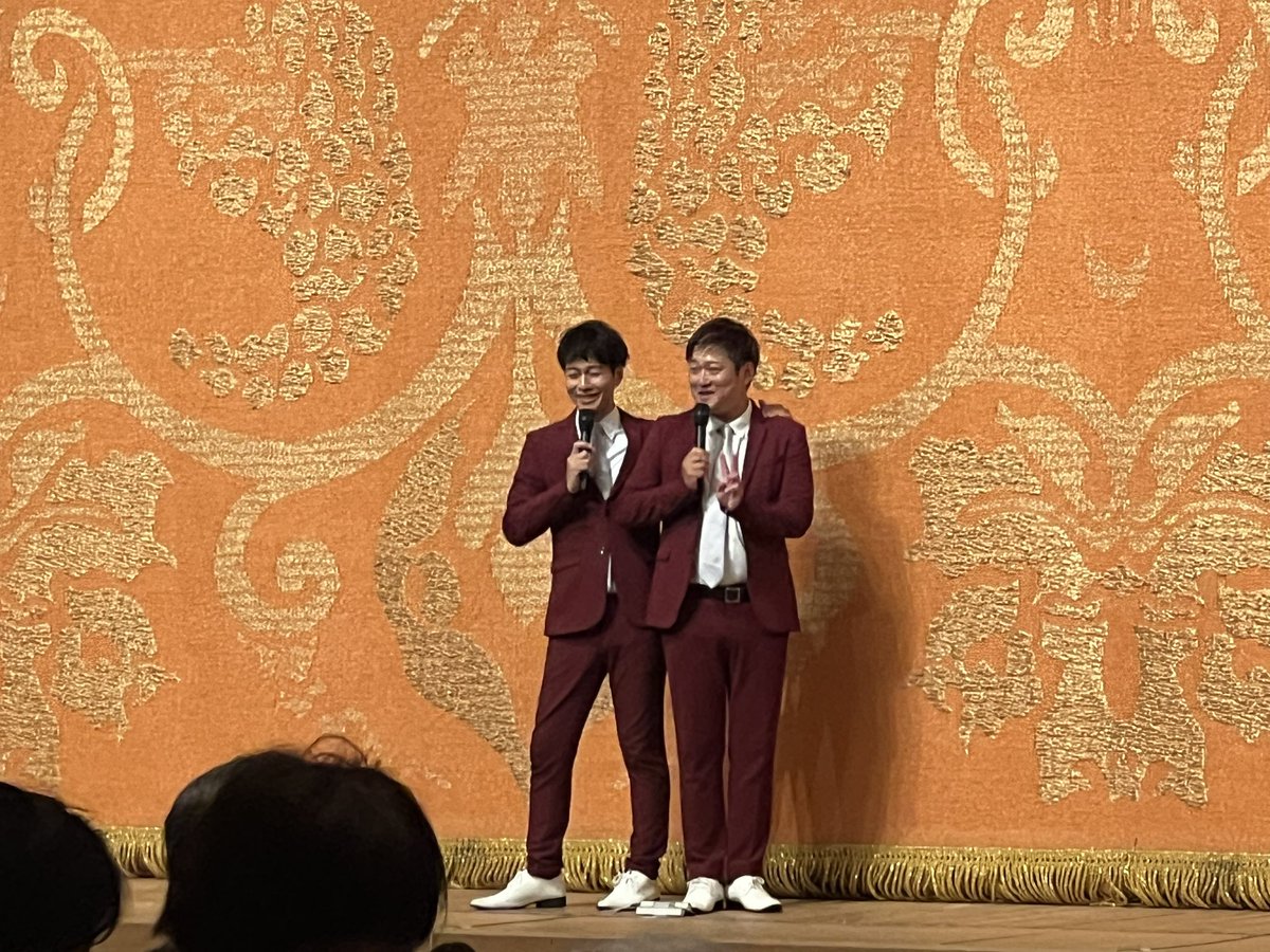 kyushushinkige's tweet image. 本日
#博多座 に 
#前説
#中説
#九州新喜劇 
メンバー 出演させていただきました〰️😍

#カイキンショウ
#安井政史

そして、
#吉本新喜劇 より
#住吉大和 
ご一緒させてもらいました🫶

明日もよろしくお願いします！🙏