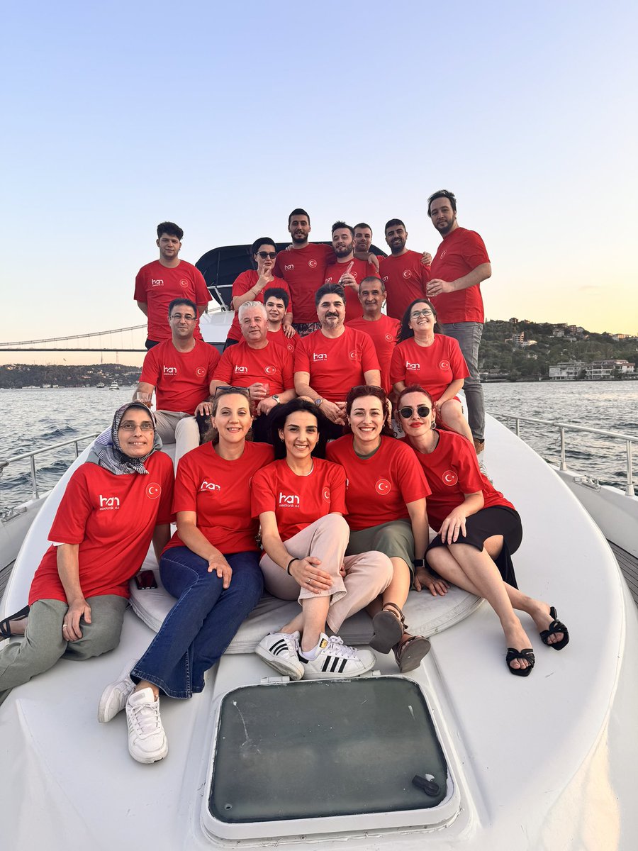 Han Elektronik Ekibi Tüm Motivasyon ve Enerjisiyle Tekne Turunda.!🇹🇷🛥️

Han Elektronik Team is on a Boat Tour with All Their Motivation and Energy.!🇹🇷🛥️