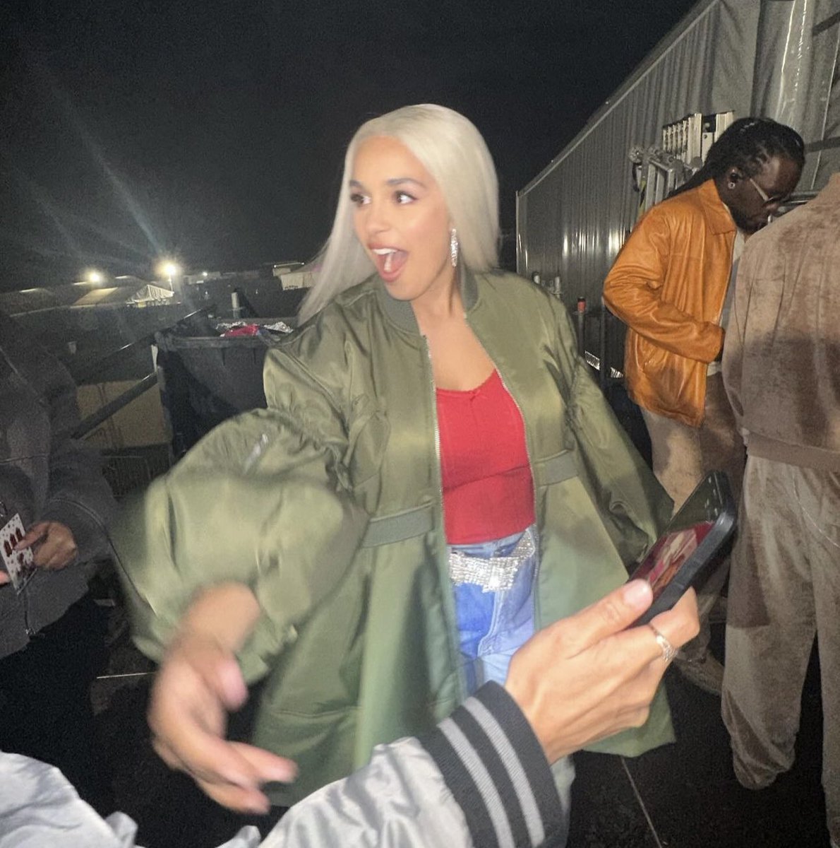 danielleigor's tweet image. A blonde moment for Jorja Smith in 🇮🇪 Hair by me