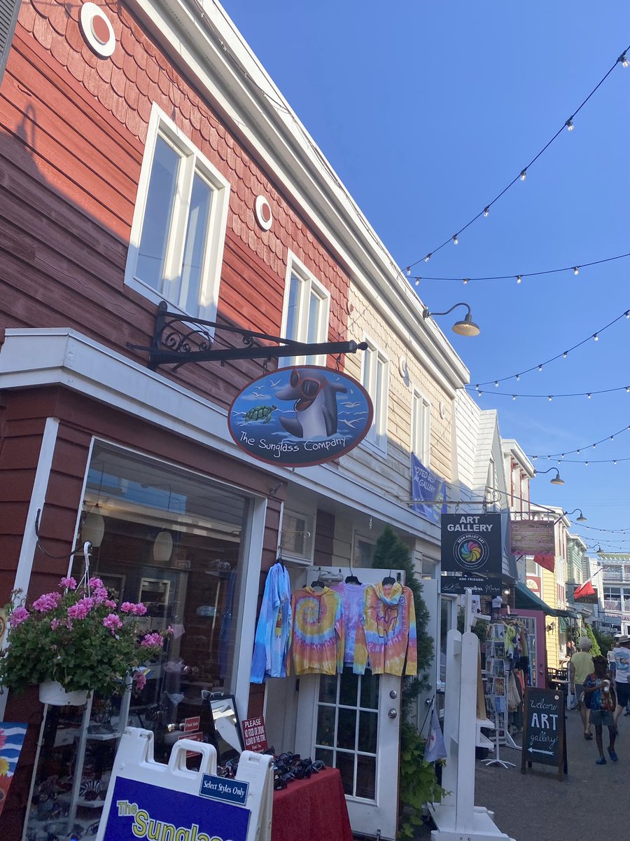 mintalo07221's tweet image. デラウェア州リホボス⛱
夏季はワンちゃんはビーチに入れないので付近を散策してきました
町並みが可愛らしい🌷
#StateofDelaware
#デラウェア州