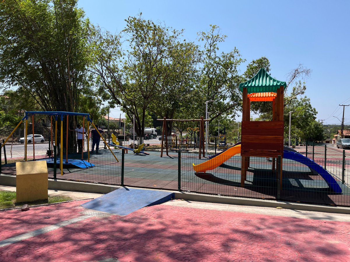 serespiaui's tweet photo. Governo do Estado do Piauí, por meio do Orçamento Participativo (OPA), entrega duas novas brinquedopraças na zona sul de Teresina, nos bairros Esplanada e Parque Rodoviário, nesta quarta (07). https://t.co/D1SMqQqgaT