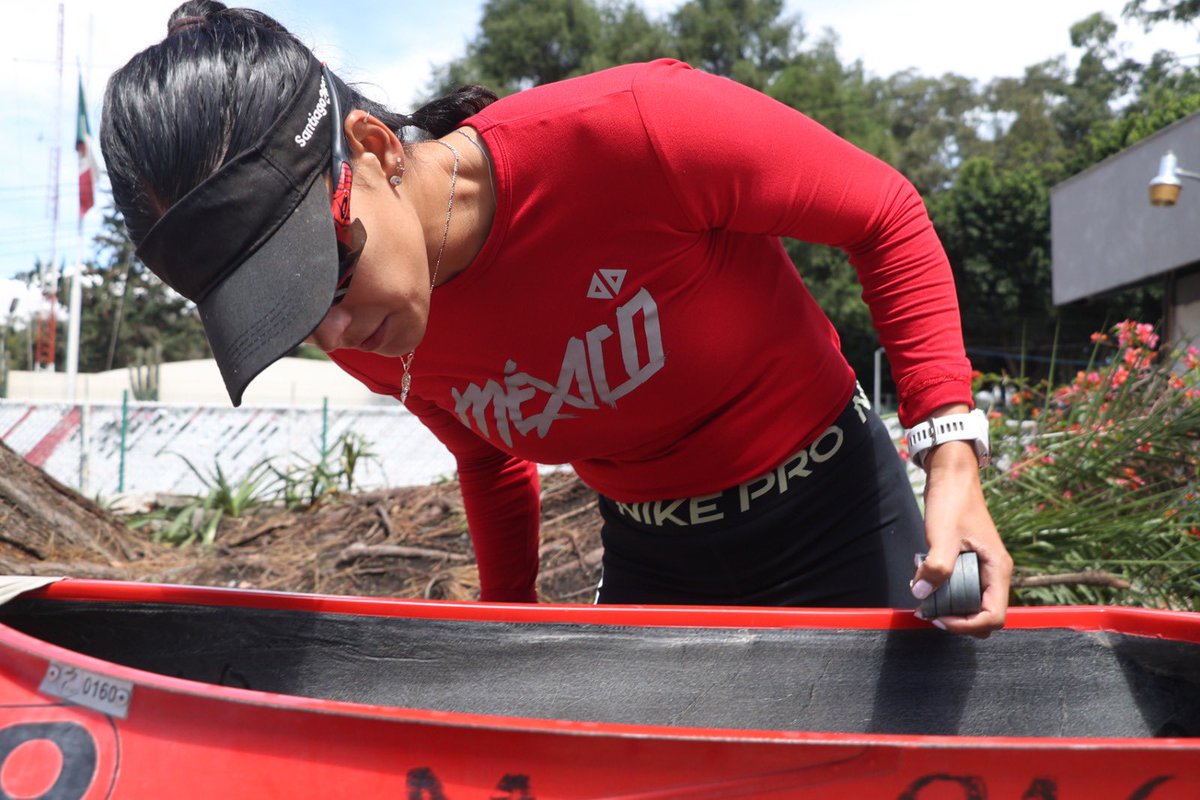 conadeoficial's tweet photo. 🚣🏻‍♀️🇲🇽| La seleccionada nacional de canotaje Karina Alanís (@KariAlanis), logra su pase a semifinales de K1-500m, tras concluir en 5to. lugar del grupo 4 en los cuartos de final con un tiempo de 1:52.86 minutos en los #JuegosOlímpicos .

➡️ Competirá el sábado 10 de agosto. https://t.co/VvSnkI9e43