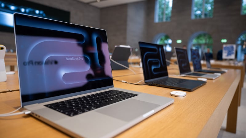 YM_Techprops's tweet image. Apple is set to upgrade every Mac model to the powerful M4 chip! This innovation promises faster performance and efficiency. Stay ahead with the latest in tech from Apple. #Apple #MacM4 #TechNews #Innovation #YMTechprops #ad