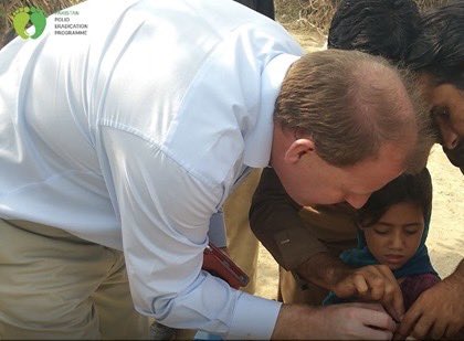 DrTedros's tweet image. I'm devastated and heartbroken at the passing of a very dear friend and colleague, Aidan O'Leary, Director of the @WHO Polio Eradication Programme.
Aidan's passing is a shock to all of us, and especially to his family and friends in his native Ireland and around the world. On…