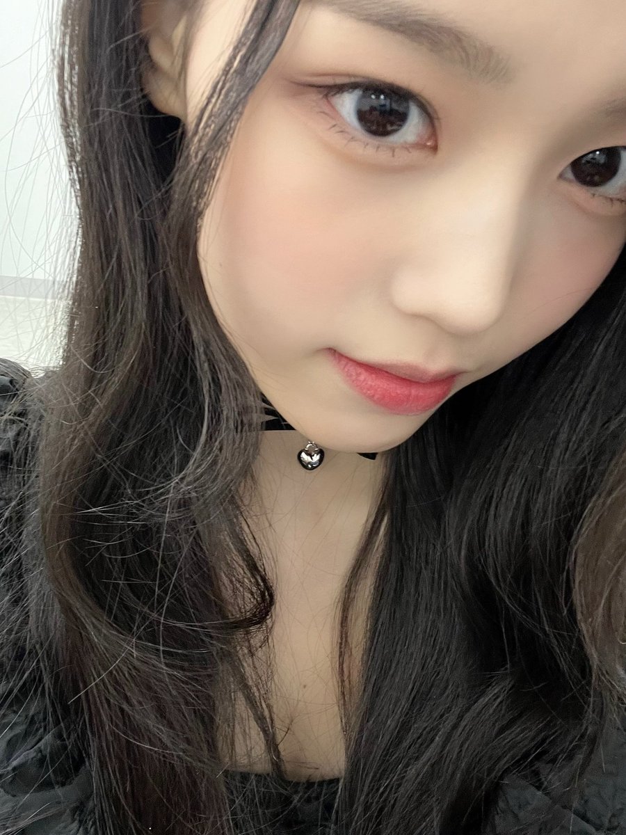 iznaglam's tweet photo. [📩060824] nuevo post de #SAEBI
  
¡Hola a todos!🥹❤️ Soy Saebi🍀❤️ Hoy, en lugar de mostrarles a Saebi conejo, les traigo a Saebi gatito. ¿Qué les parece? ¡Muy genial, verdad? A partir de ahora, les mostraré muchas versiones diferentes: Saebi conejo, Saebi gatito, Saebi jirafa.. https://t.co/OAvrp2owOt