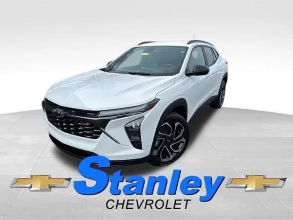 The Chevy Trax is at Stanley Chevy!

Discover the perfect blend of style, comfort, and performance with the Chevy Trax. Whether you're navigating city streets or heading out on a weekend adventure, the Trax is designed to keep you connected and in control.
