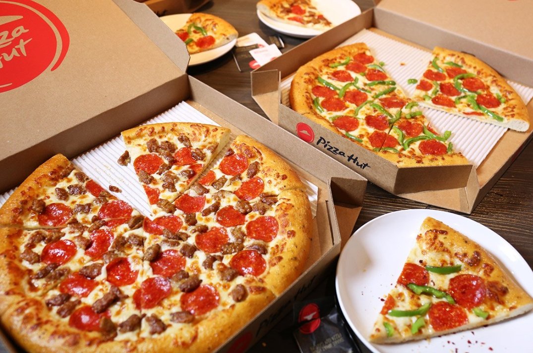 La fórmula para solucionar el miércoles: 2πzzas x 8'95 cada una a domicilio. 🤓✍🏼💯 #Hutday