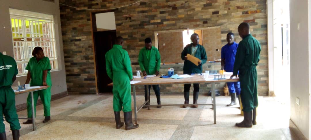 YARDbuikwe's tweet photo. @YARDbuikwe student taking Practical @UBTEB exams at the impact centre for National Certificate in Agriculture
@H3000EastAfrica @solomonmbubi1 @NantongoEv25849 @mukalazifr59903 @LunaanaL37557 @YouthKiteredde @ClassPoult80978 https://t.co/YRhHHigVXj
