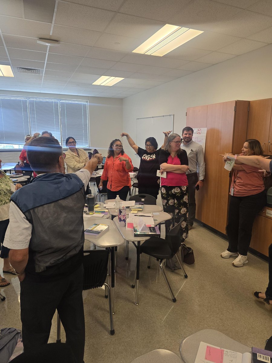 Who's the imposter!? Great strategy shared in our new #7StepsWL. Belton ISD World Language teachers using critical listening skills in conversations to spot who has the "imposter" question.