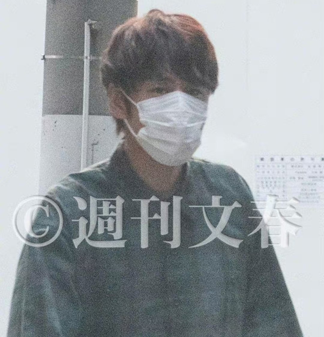 cloverblossoms_'s tweet photo. Shukan Bunshun reported that KAT-TUN Nakamaru Yuichi (40) had a secret rendezvous at an APA hotel with a female college student who attends a certain university in Tokyo.

He announced this marriage in January this year with former announcer Sasazaki Rina (32).

His agency, STARTO ENTERTAINMENT acknowledged the facts and will suspend his activities as his request. Nakamaru also deeply regrets having caused pain to his family and his partner.

https://t.co/4ZtGeV46K8