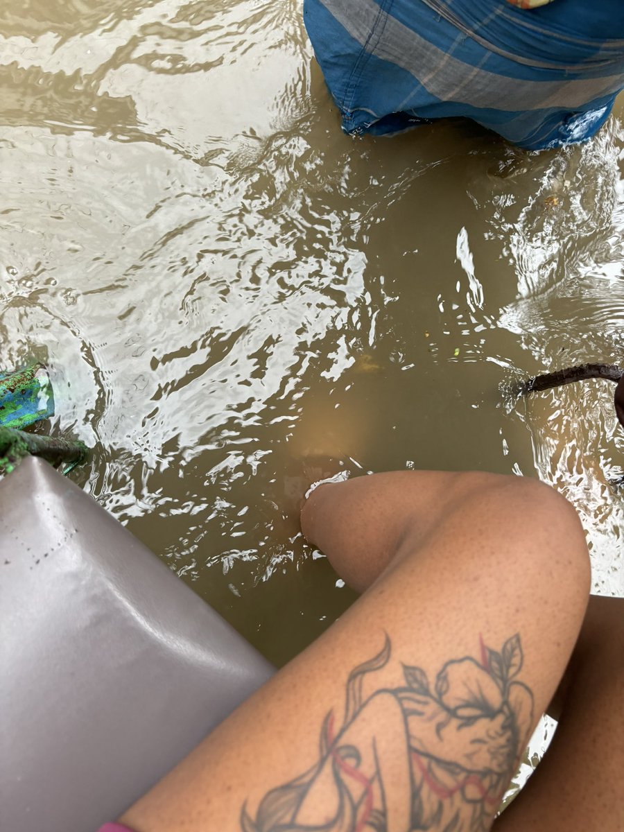 rishita047's tweet photo. @CMOfficeAssam @mygovassam @govtofassam @himantabiswa @himantabiswa any solution to this? Any solution to citizens suffering all these? Any solution to this problem? Any solution to the water logging in the areas of Guwahati? Any response? Any solution? https://t.co/qDgWDteTJ9