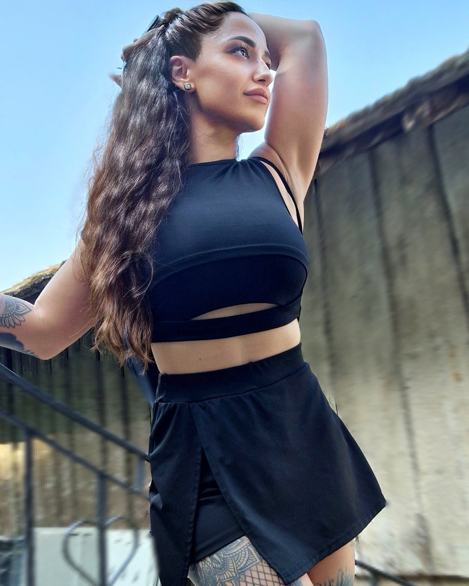 LexaColor's tweet image. domina-lady-lexa.ch