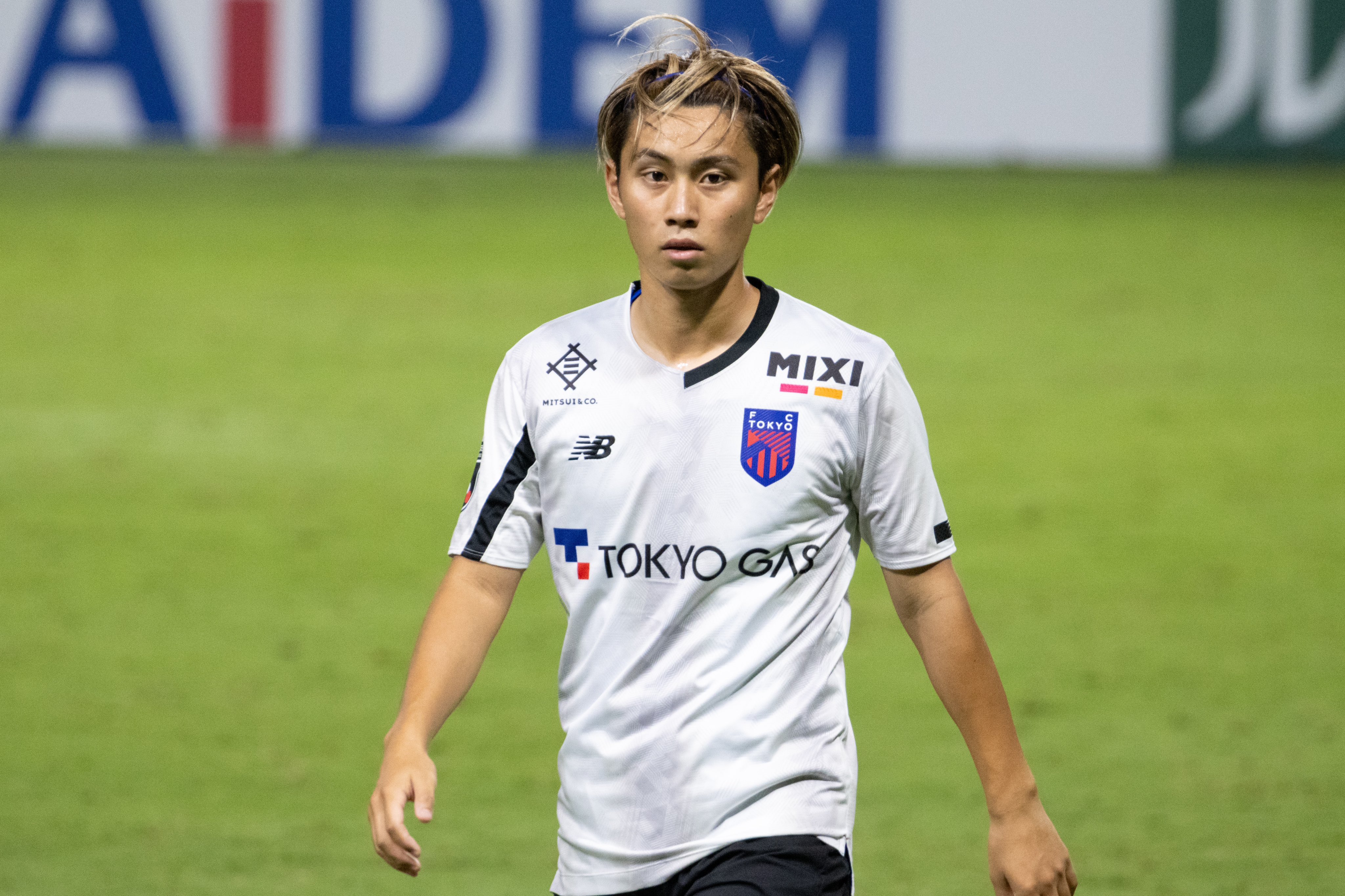 鹿島アントラーズ No.13 荒木遼太郎 2021 XL ユニフォーム 鹿島アントラーズ No.13 荒木遼太郎 2021 XL Homeユニフォーム