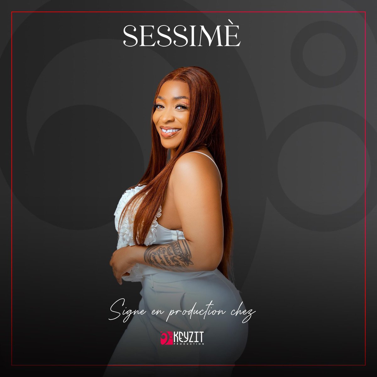KEYZITCONGO's tweet photo. [𝐊𝐄𝐘𝐙𝐈𝐓 𝐏𝐑𝐎𝐃𝐔𝐂𝐓𝐈𝐎𝐍]

@keyzit_music à l’immense plaisir de vous annoncer la signature en production de l’artiste béninoise 🇧🇯 @sessimeofficiel !

La #𝐅𝐚𝐧𝐚𝐅𝐚𝐧𝐚𝐋𝐚𝐝𝐲 est de retour pour votre plus grand plaisir !
✨ 𝐁𝐢𝐞𝐧𝐯𝐞𝐧𝐮𝐞 𝐒𝐞𝐬𝐬𝐢𝐦𝐞̀ ! ✨ https://t.co/lZrW9ftFGR