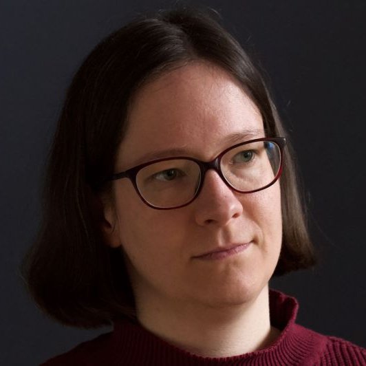 Der mit 25.000 € dotierte Straelener Übersetzerpreis geht 2024 an Eva Profousová, die aus dem #Tschechisch|en übersetzt. Lisa Mensing erhält den Förderpreis (5.000 €) für eine Übersetzung aus dem #Niederländisch|en. Glückwunsch! Ausführliche Infos hier: uepo.de/2024/08/07/str…