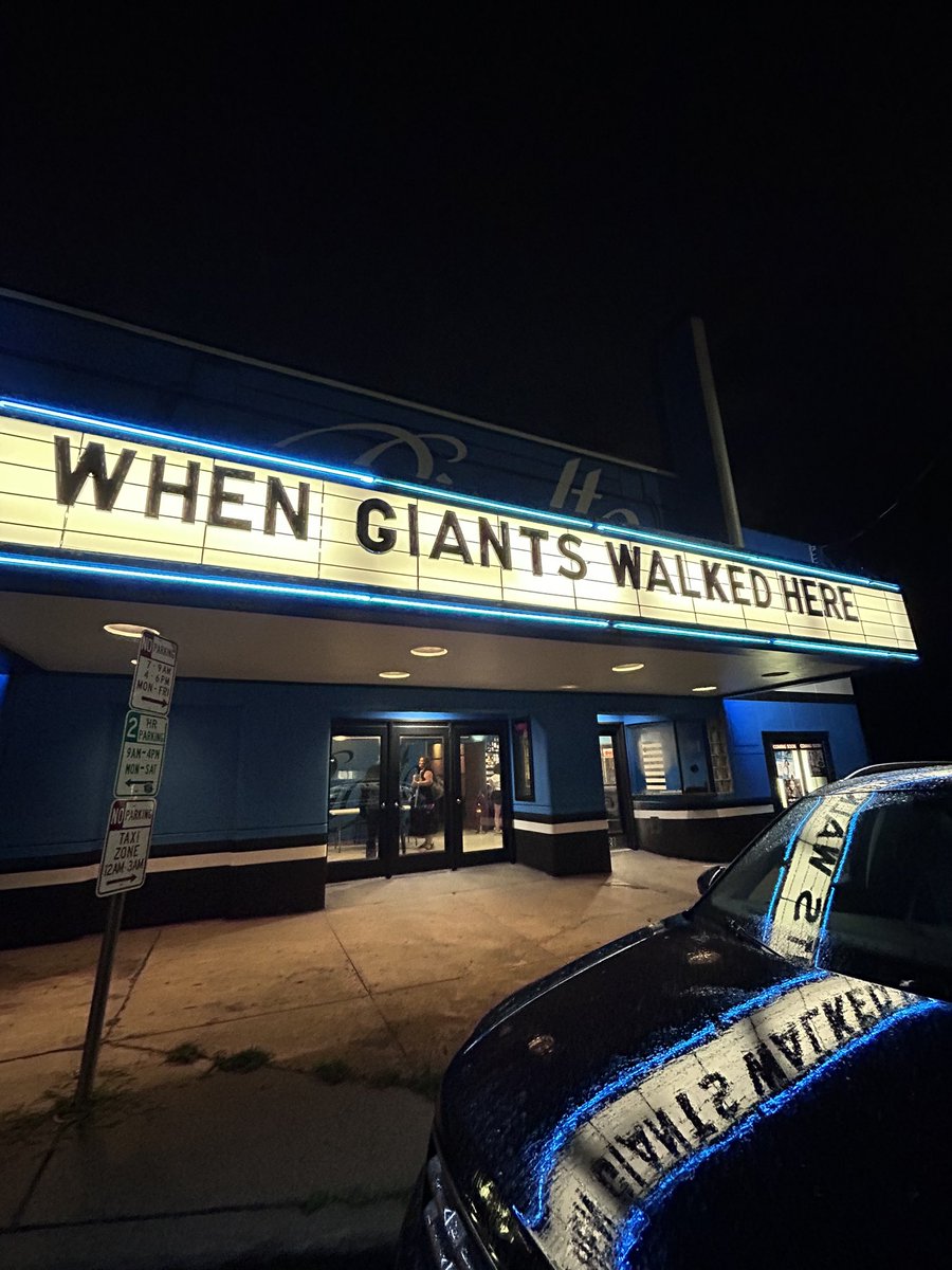 ChrisLeaTV's tweet photo. What a night at the Rialto! Sold out crowd &amp; so many smiling faces. Watch “When Giants Walked Here” on @MyPBSNC tomorrow at 10pm &amp; on the PBS app after! @CliffBumgardner https://t.co/n84VK43fPP