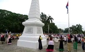 PROMUEVEN RECORRIDOS HISTÓRICOS POR TODA GRANMA. Especialistas de Patrimonio, transporte y gastronomía, incentivan visitas a destinos granmenses vinculados con más de 500 años de historia.
#ProvinciaGranma