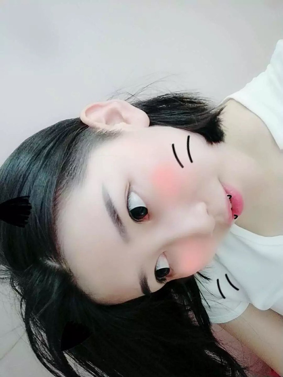 可爱三连 https://t.co/WXPnndgBBd