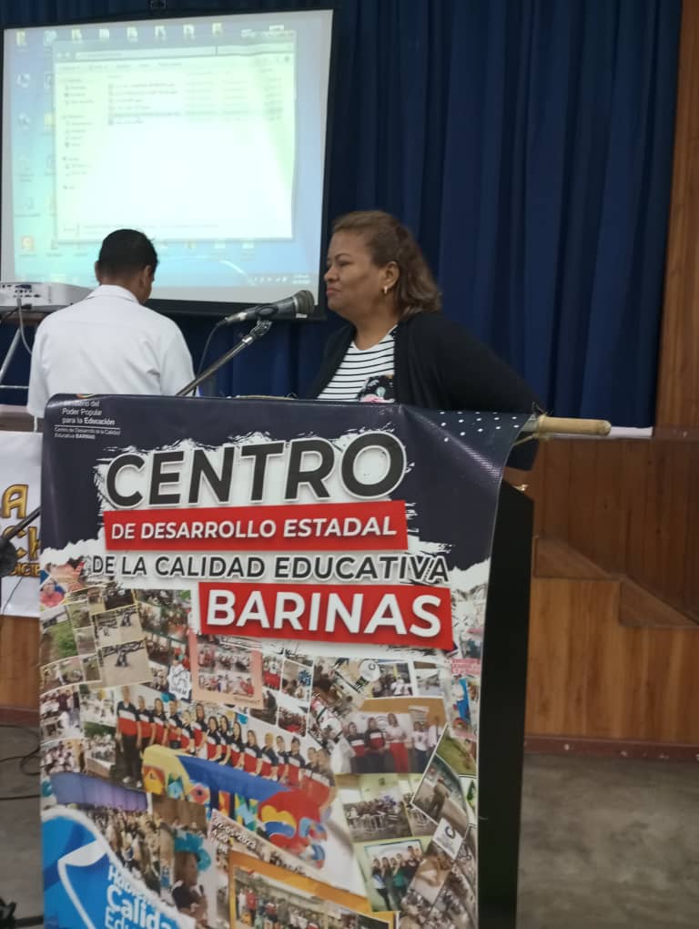 CDCE Barinas (@cdcebarinas) on Twitter photo #Barinas | Con un hermoso y emotivo acto se realizó la entrega del Premio "Belén San Juan"
Un total de 10 instituciones fueron premiadas por el desarrollo de sus actividades, ajustadas a los criterios y los vértices del Plan Educativo Bolivariano.
<a href="/NicolasMaduro/">Nicolás Maduro</a>
<a href="/_LaAvanzadora/">Yelitze Santaella</a> #Barinas | Con un hermoso y emotivo acto se realizó la entrega del Premio "Belén San Juan"
Un total de 10 instituciones fueron premiadas por el desarrollo de sus actividades, ajustadas a los criterios y los vértices del Plan Educativo Bolivariano.
<a href="/NicolasMaduro/">Nicolás Maduro</a>
<a href="/_LaAvanzadora/">Yelitze Santaella</a>