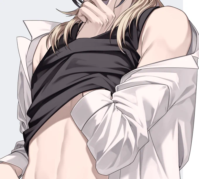服のシワ描くの大好き〜 