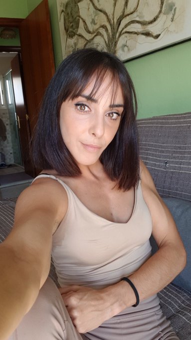 Cambio de look!!! https://t.co/7QdglEeqSM