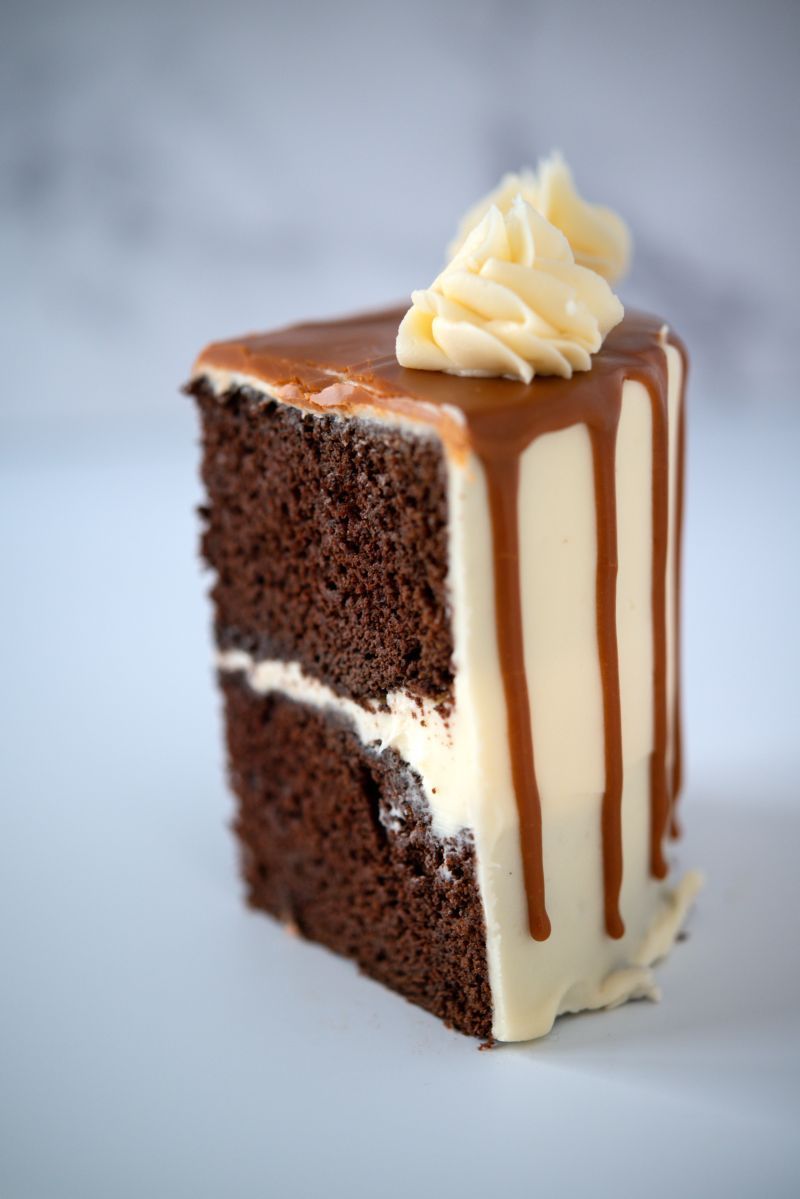 LovePlusFlour's tweet photo. Craving a slice of happiness? Dive into our delectable selection of standard cakes, crafted with love and baked to perfection. From classic flavors to indulgent creations, there's a cake for every celebration and every craving. Elevate your sweet moments with our heavenly treats! https://t.co/wK7i6IkL61