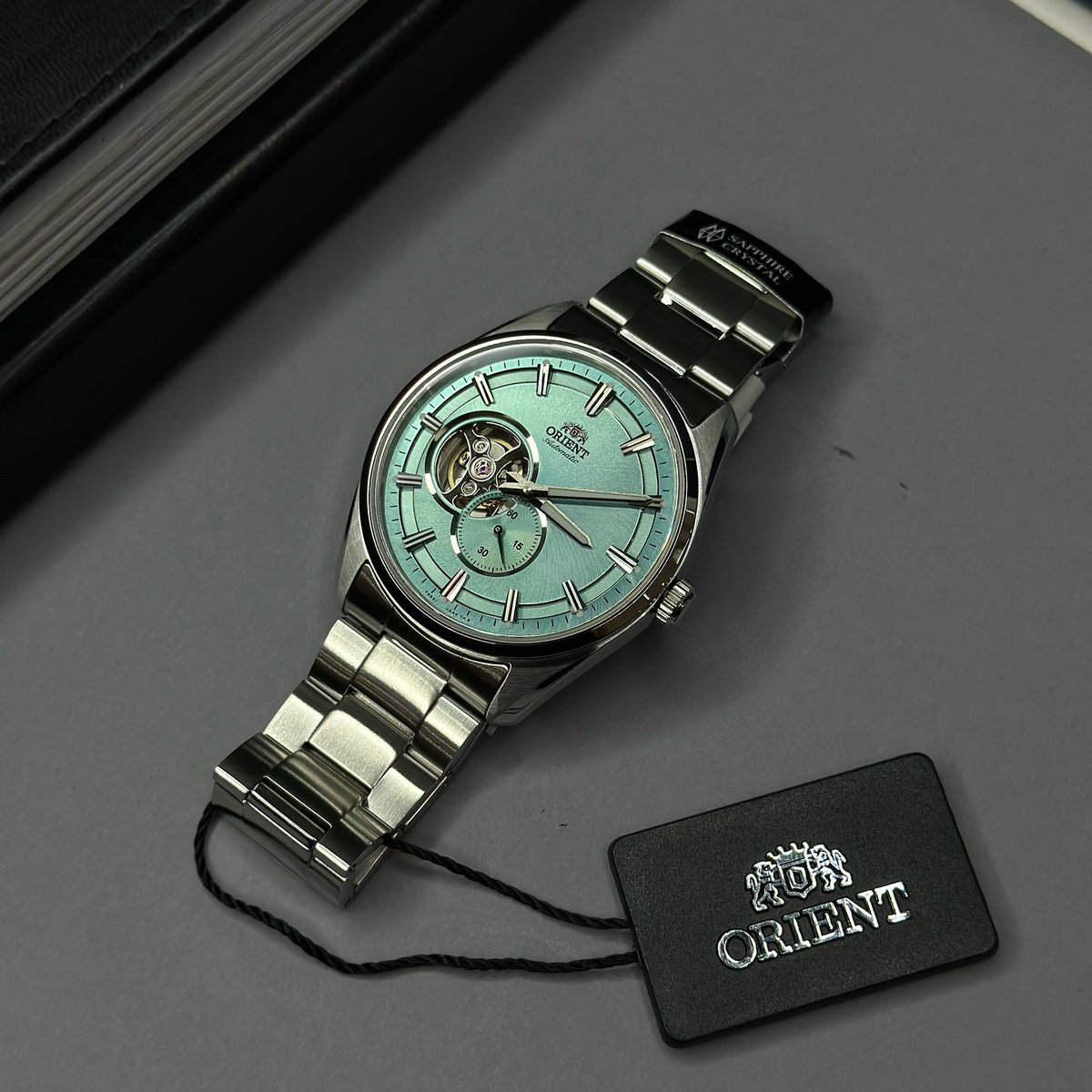 theugleeone's tweet photo. Orient Contemporary.
N700,000. https://t.co/2amW7Wkv5n