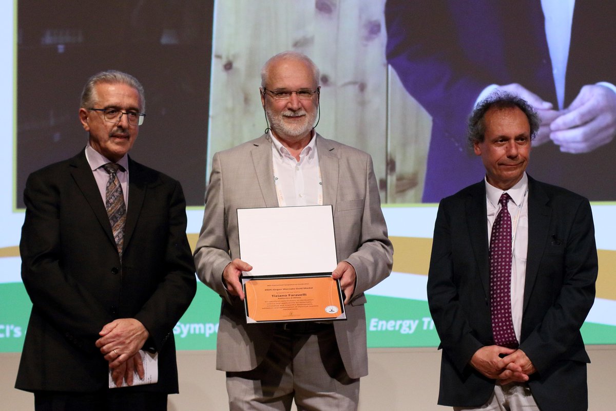 polimi's tweet photo. Prof. Tiziano Faravelli was awarded the Jürgen Warnatz Gold Medal by @Combustion_Intl for "his excellent contribution to #CombustionScience and applications by systematic, innovative and practical development, validation and optimization of chemical reaction mechanisms.” Congrats https://t.co/11iFaTZFUS