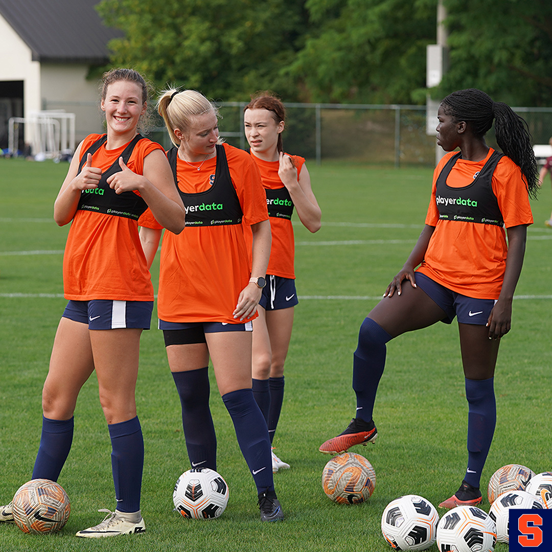 Hey <a href="/CroyleAnna/">Anna Croyle</a> ! Are you ready for Thursday's exhibition at Albany? 🍊