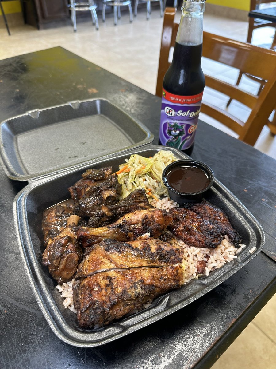 EricEatsHTX's tweet photo. Jamaica Paradise Kitchen
📍14710 Mueschke Rd, Cypress, Tx
IG: JamaicaParadiseKitchen

Jerk &amp; Brown Stew Chicken w/ Rice &amp; Peas, Cabbage &amp; Plantains https://t.co/UE3qwgMt7l