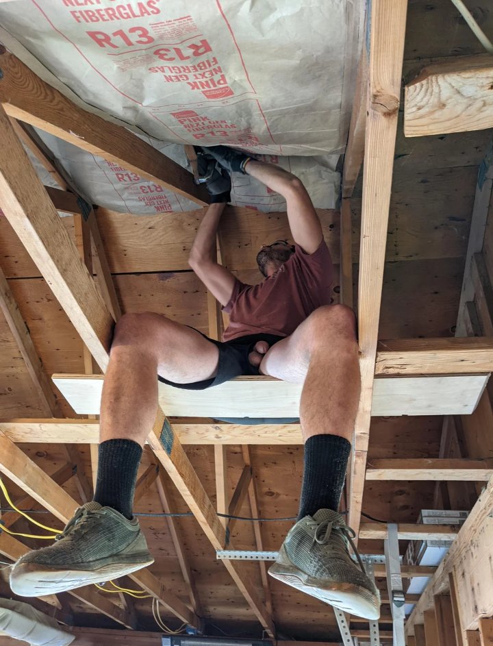 men's bulge & free balling tweet media