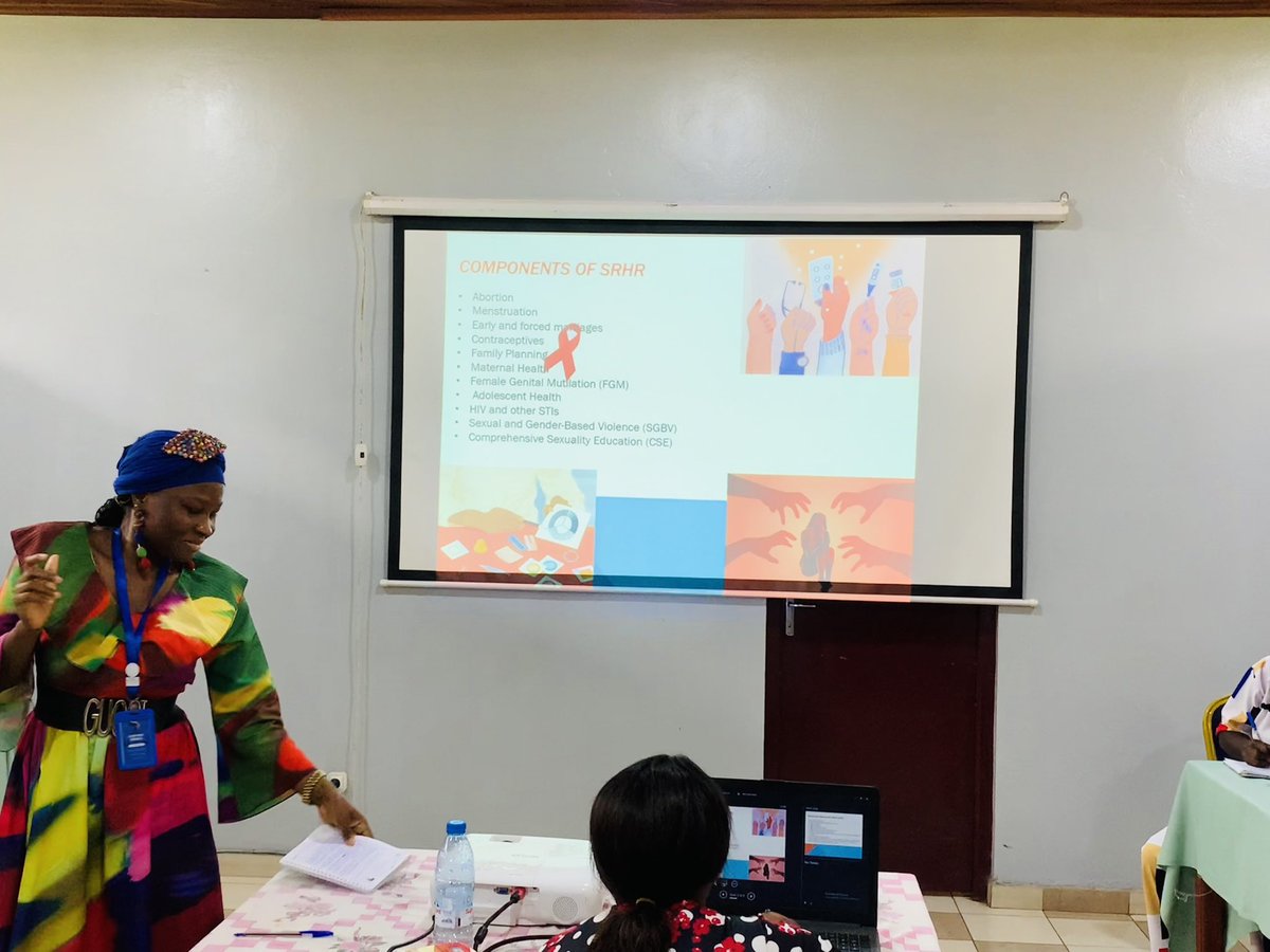 TracyMaih's tweet image. I was opportune to strengthen the capacity of grantee partner of @FemEnAccion in #yaounde on #SRHR. SRHR can only be a normality if we continue talking about it. This was a space meant to reflect on gender issues concerning women. #women and #GIRLS shouldn't be left behind.