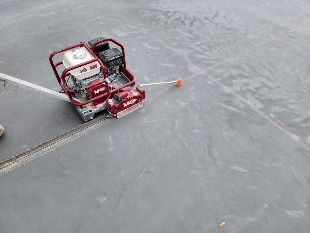 ChildersConst's tweet image. Welcome back, ECTC Students! We're excited to see you all embark on another fantastic school year. We've just poured the slab for the new ECTC Nursing Addition, designed to support your education and growth. Let's make this year one for the books!  #TeamChilders #ECTC #WCSD